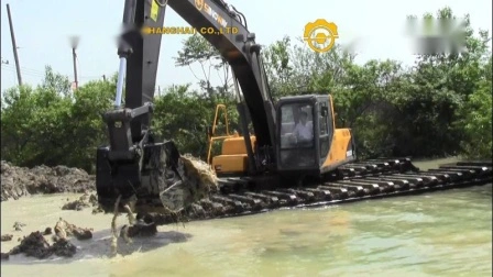 Mini Hydraulic Wetland Amphibious Buggy Crawler Excavator for Sale River Floating Excavator 30ton Sand Dredging Excavator with Pontoon for Swamp Marsh and Water